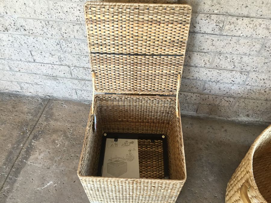 Large Basket Lot [Photo 11]
