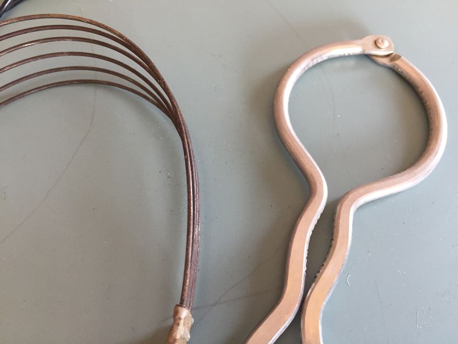 Vintage Kitchen Item Lot (Does Not Include Table) [Photo 18]