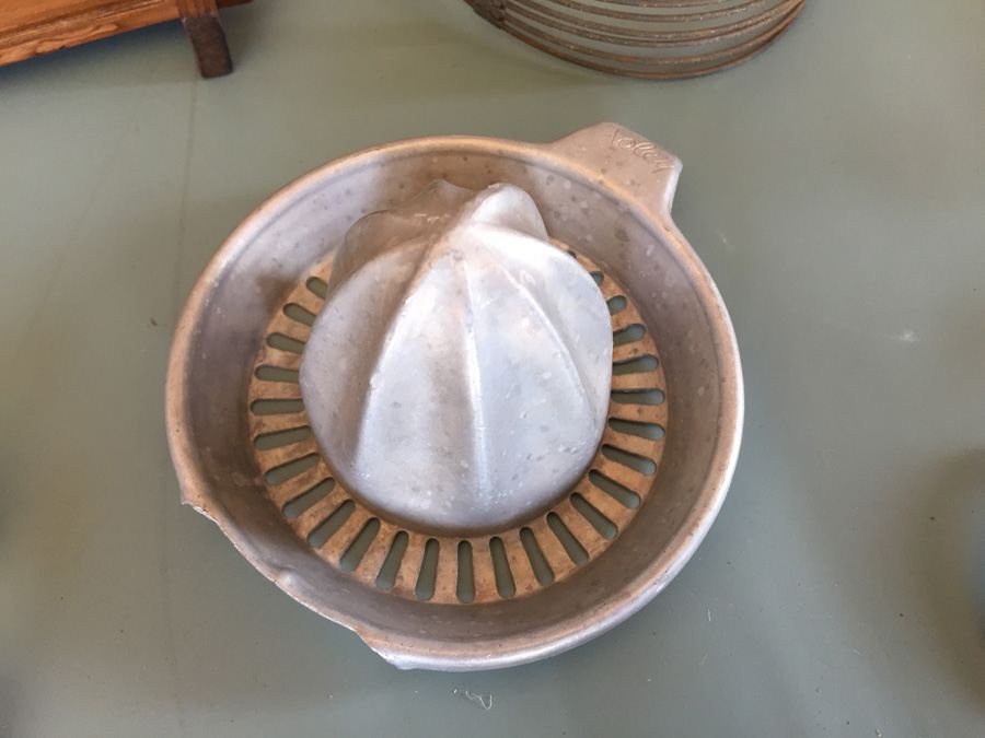 Vintage Kitchen Item Lot (Does Not Include Table) [Photo 12]