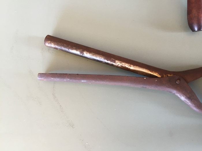 Vintage Manual Hair Clippers Trimmers And Vintage Hair Curling Iron Lot [Photo 4]