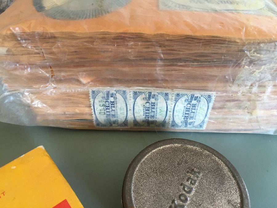 Vintage Lot - Includes 1931 Milton Bradley Household Authors [Photo 11]