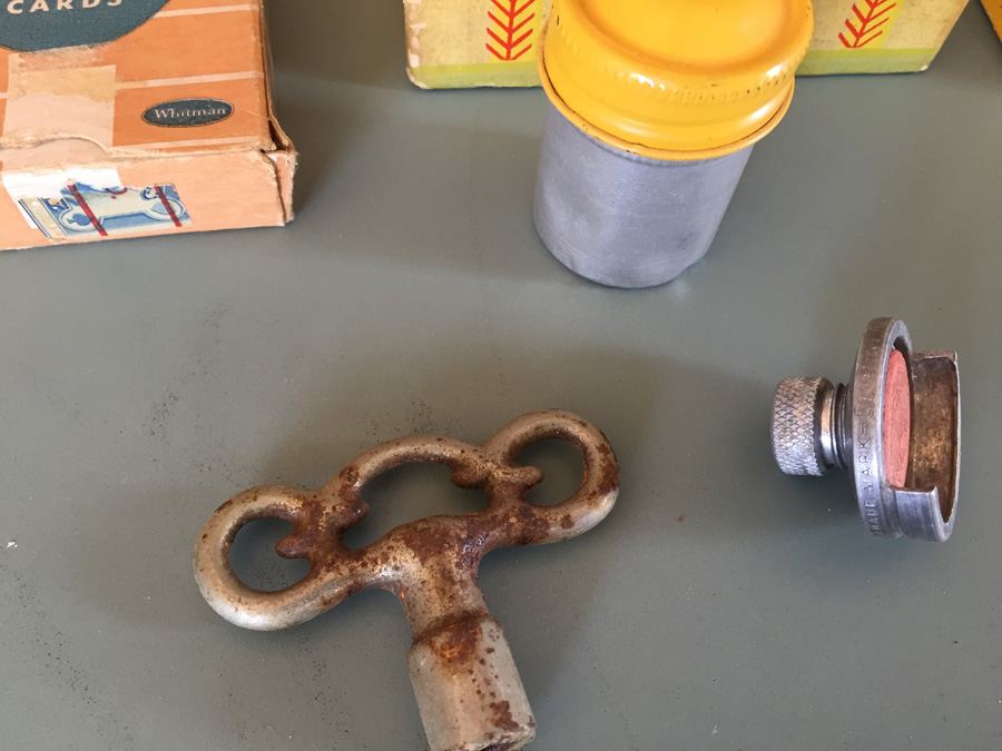 Vintage Lot - Includes 1931 Milton Bradley Household Authors [Photo 5]