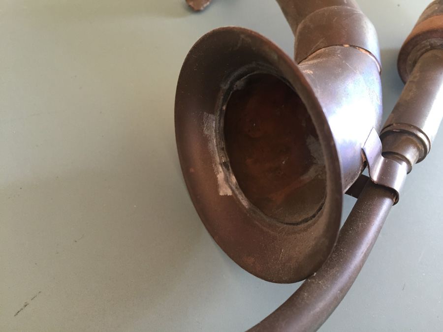 Vintage Horn [Photo 2]