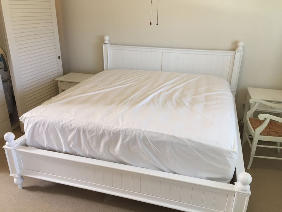 White Pottery Barn King Size Bed Does Not Include Mattress Pictured white-pottery-barn-king-size-bed-does-not-include-mattress-pictured