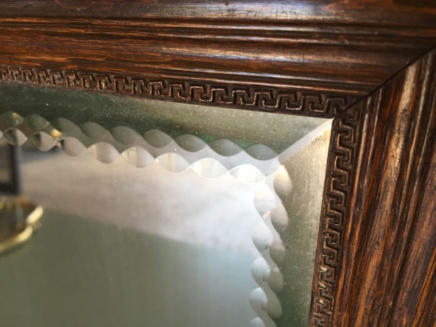 Small Framed Vintage Mirror [Photo 4]