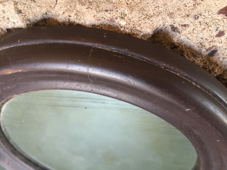 Small Round Vintage Mirror [Photo 4]