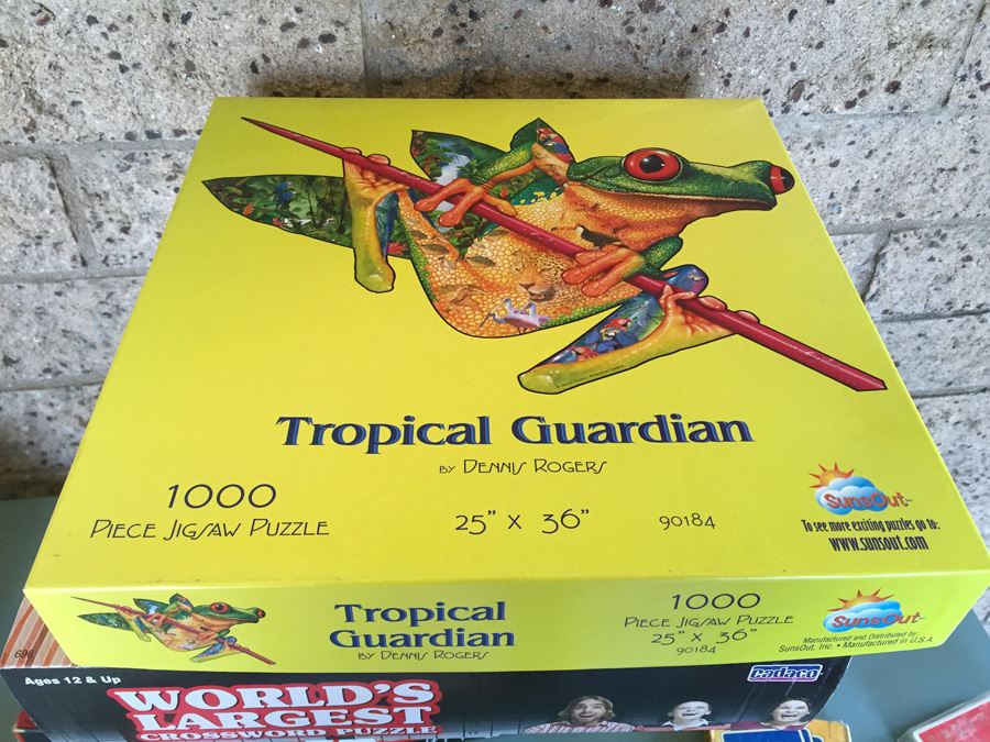 Vintage Boardgames, Puzzles, Toys & Most-Wanted Iraqi Playing Cards [Photo 37]