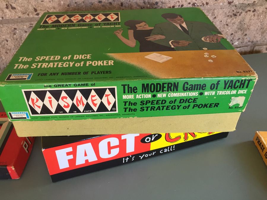 Vintage Boardgames, Puzzles, Toys & Most-Wanted Iraqi Playing Cards [Photo 31]