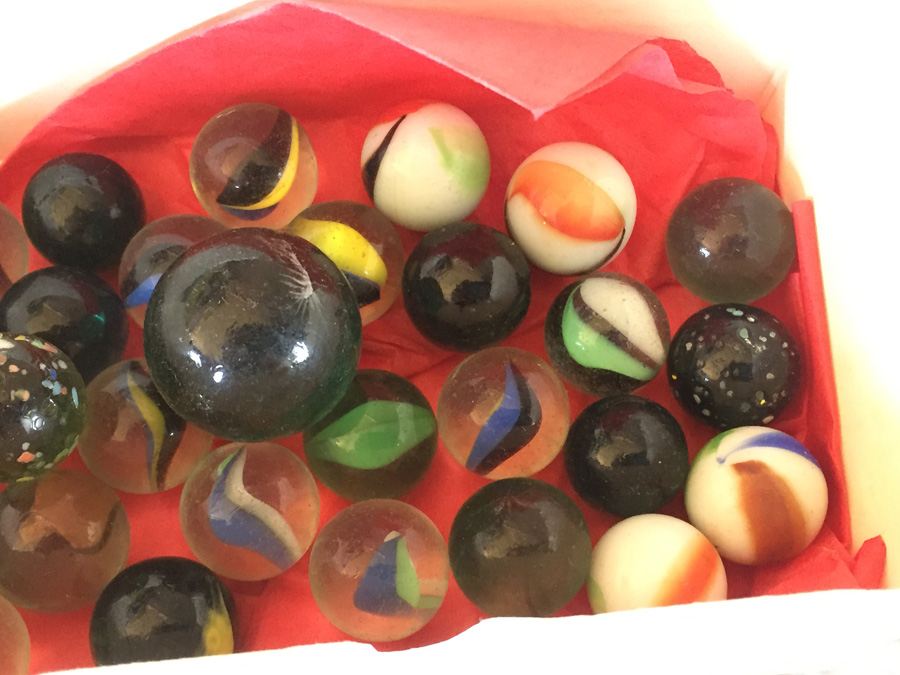 Vintage Boardgames, Puzzles, Toys & Most-Wanted Iraqi Playing Cards [Photo 16]