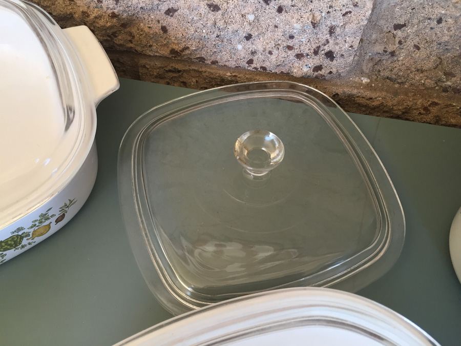 Large Vintage Corningware Set [Photo 6]