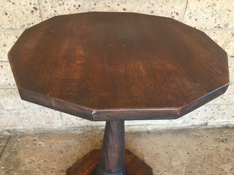 Vintage Turned Side Table [Photo 2]