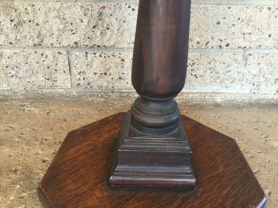 Vintage Turned Side Table [Photo 5]