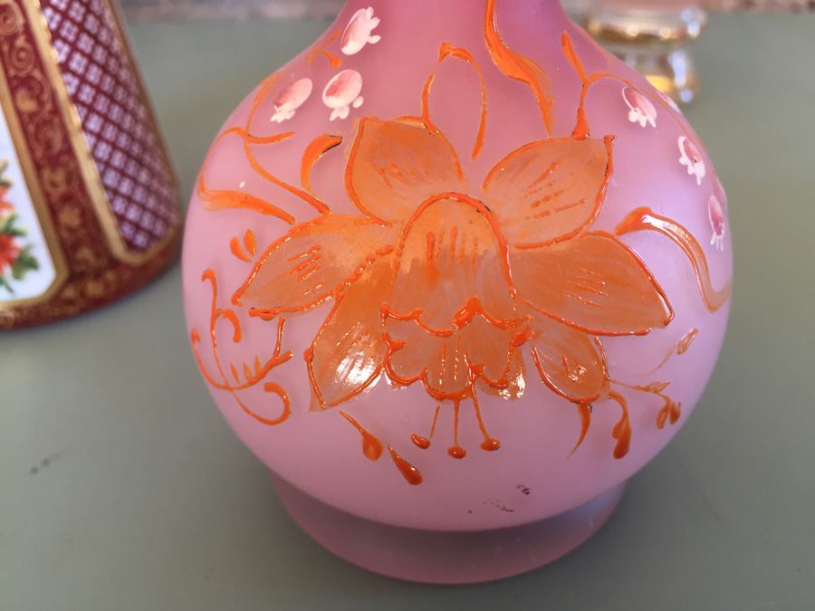 Pink Glass Vase And Bottle Lot - Beautifully Hand Painted [Photo 25]