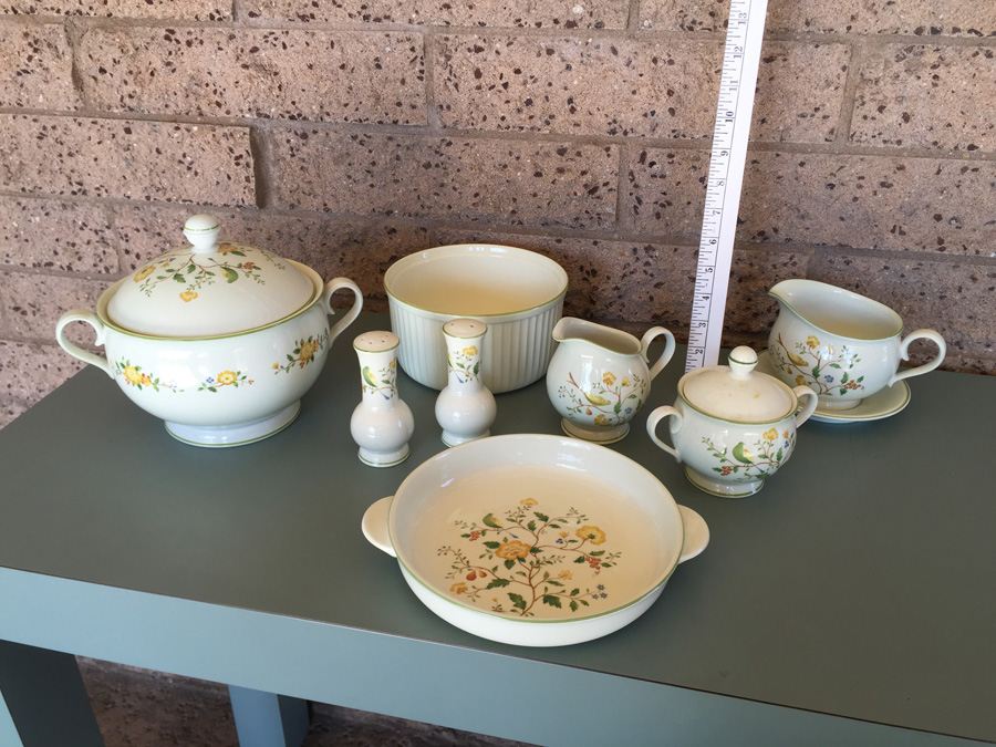 Versatone By Noritake Japan Lineage China Set [Photo 1]
