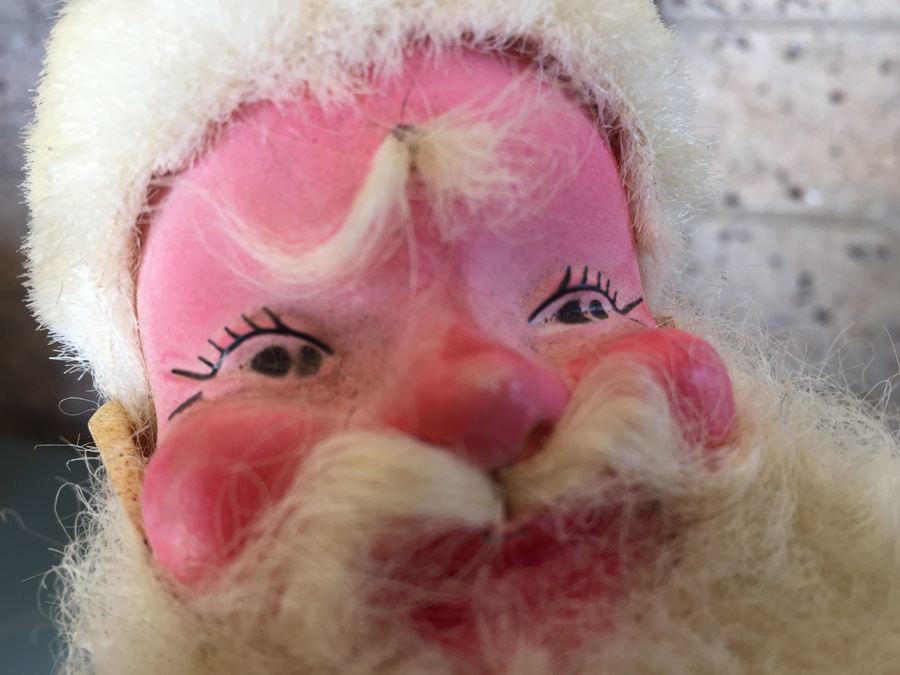 Vintage Santa Claus With White Belt [Photo 15]
