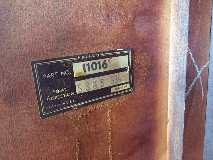 Old PHILCO Radio Asian-Style Cabinet On Casters [Photo 3]