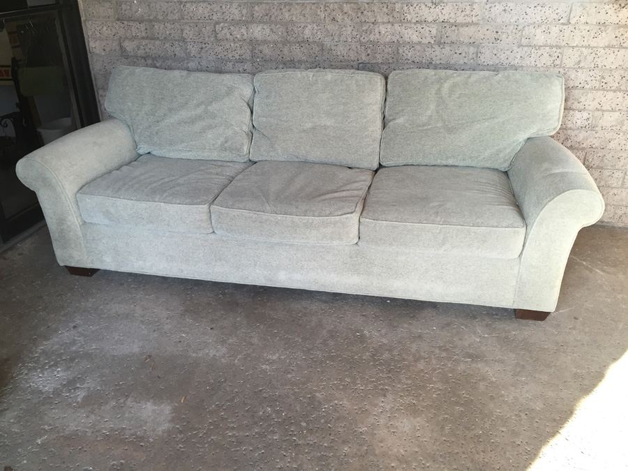 Lee Industries Light Brown Sofa In Excellent Condition