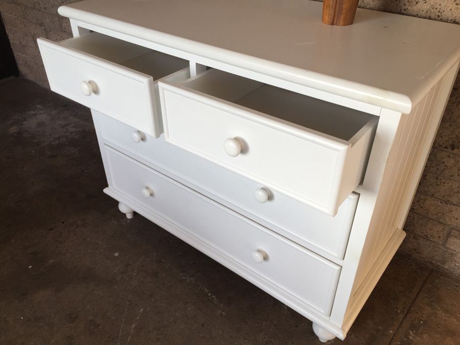 Pottery Barn 4-Drawer Dresser [Photo 5]