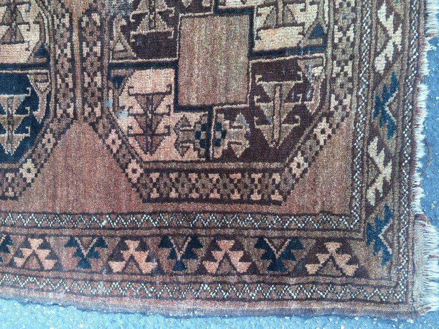 Handmade Wool Area Rug [Photo 2]