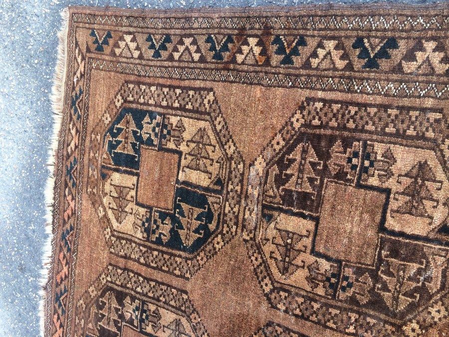 Handmade Wool Area Rug [Photo 4]