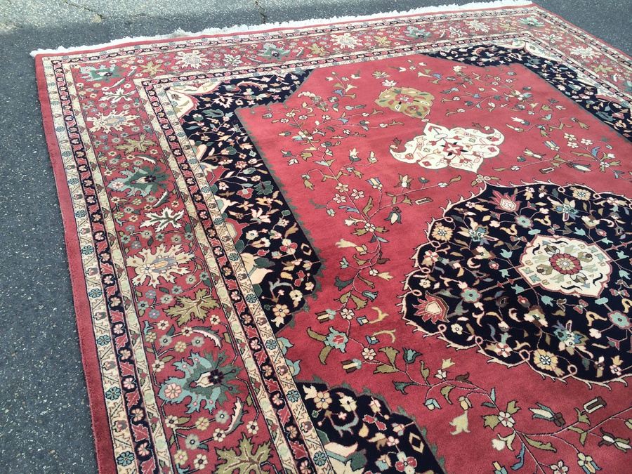 Large Handmade Wool Area Rug - 9' x 11' 10' [Photo 5]