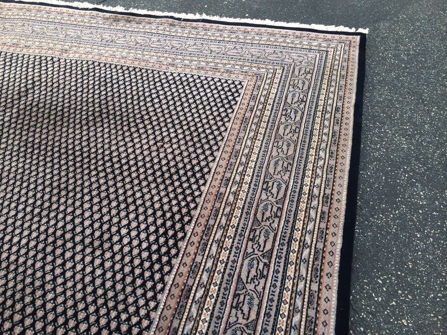 Large Handmade Wool Area Rug [Photo 4]