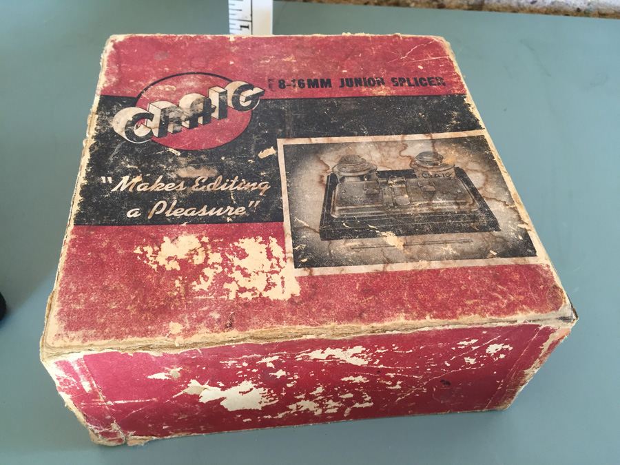 Vintage Bell & Howell Filmo Automatic Cine Camera And Craig Junior 8-16MM Film Splicer [Photo 14]