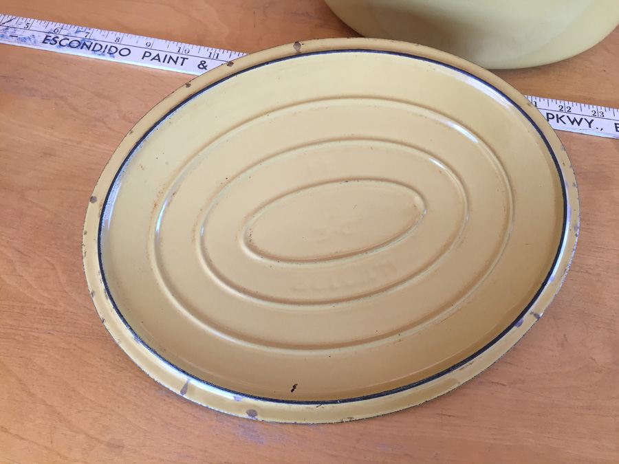 Vintage Descoware Yellow Dutch Oven - Made in Belgium [Photo 4]