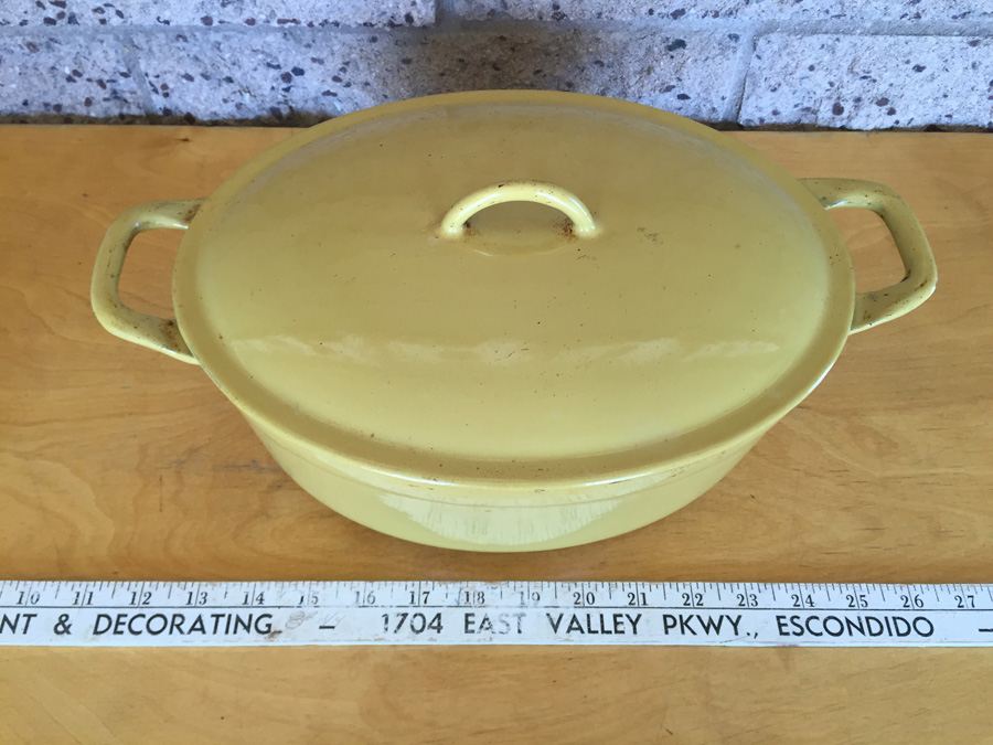 Descoware Yellow Cast Iron Dutch Oven Made in Belgium, Vintage 2