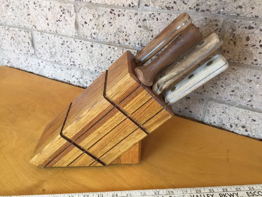 Chicago Cutlery Knife Block Set [Photo 1]