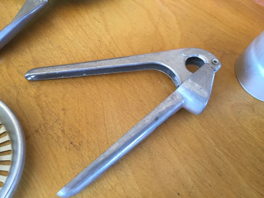 Kitchen Lot [Photo 9]