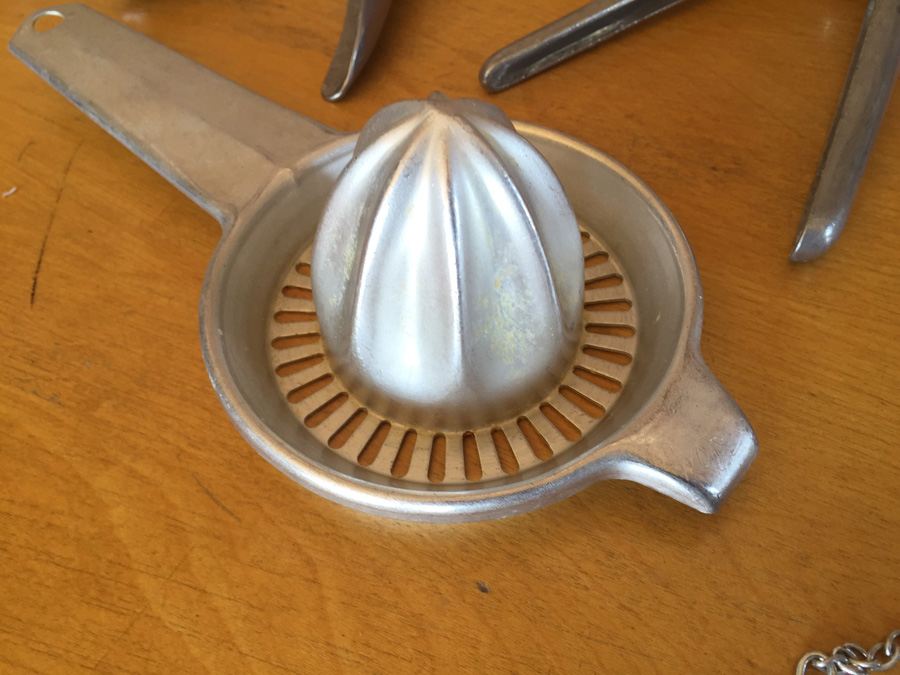 Kitchen Lot [Photo 8]