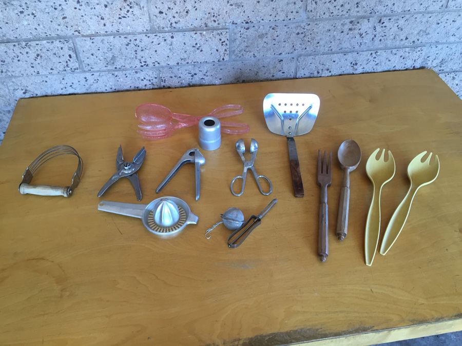 Kitchen Lot [Photo 2]