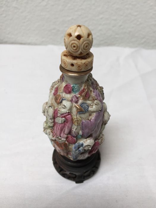 Vintage Chinese Snuff Bottle Signed [Photo 9]