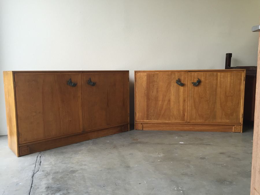 Pair Of Vintage Asian Cabinets [Photo 19]