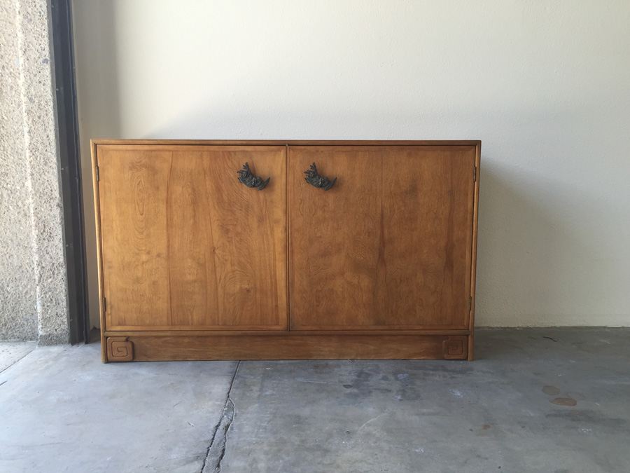 Pair Of Vintage Asian Cabinets [Photo 4]