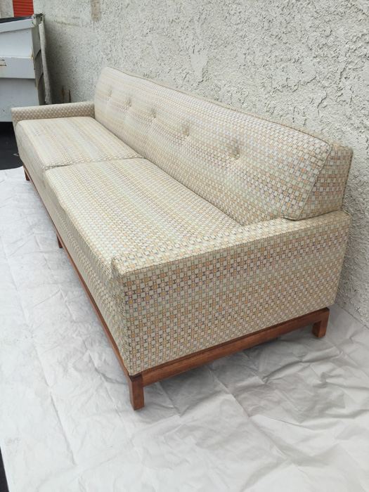 Knoll Attributed Sofa [Photo 5]