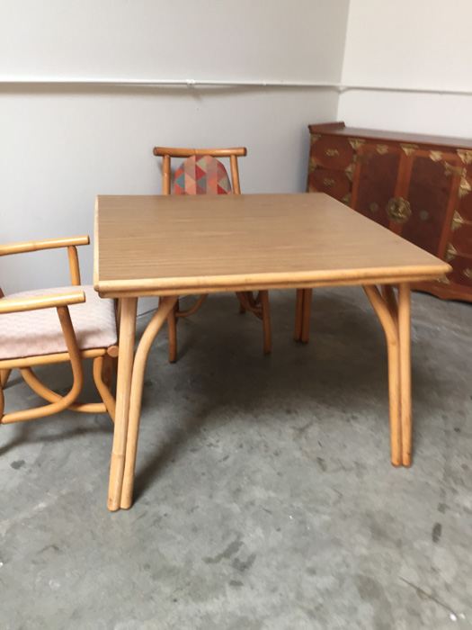 Japanese Rattan Table With Four Chairs [Photo 4]