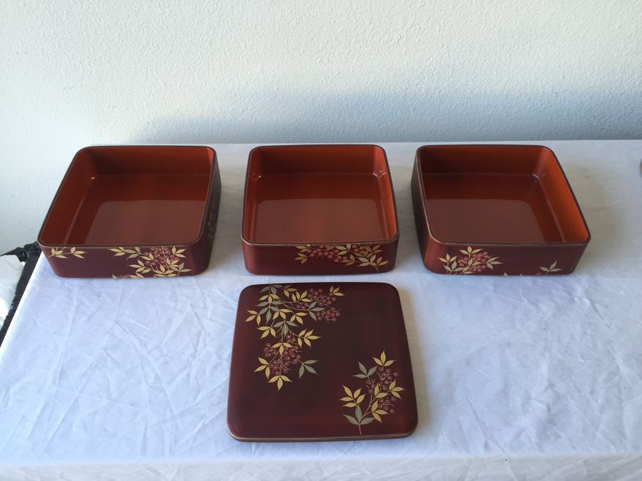 3-Tiered Jubako Japanese Lacquer Box [Photo 3]