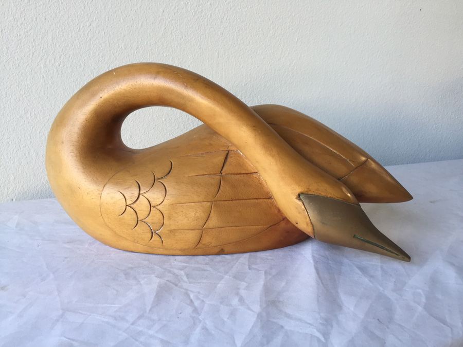 Wooden Carved Swan [Photo 5]