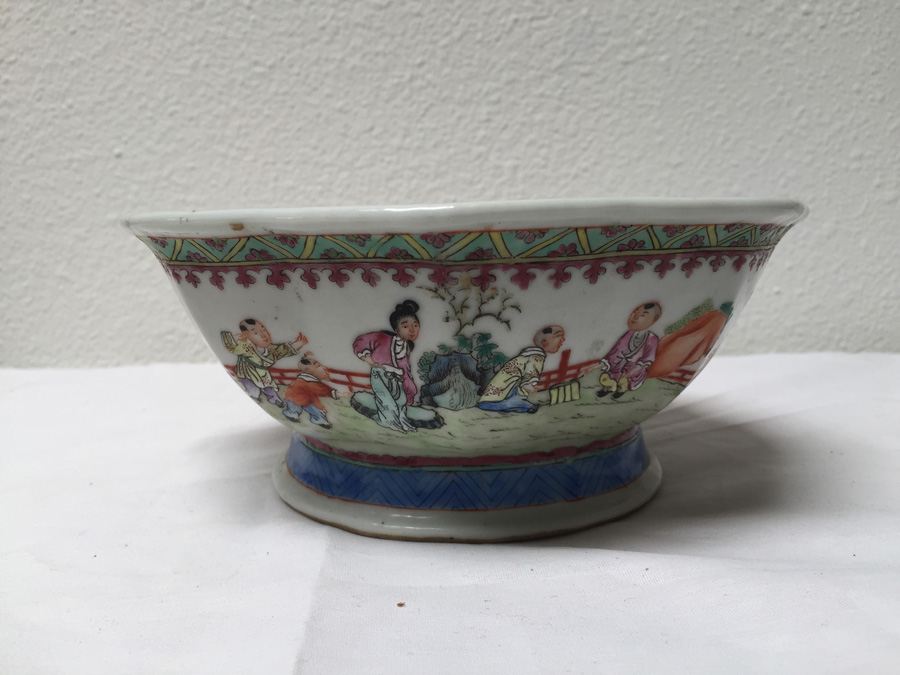 Vintage Chinese Hand Painted Bowl [Photo 7]