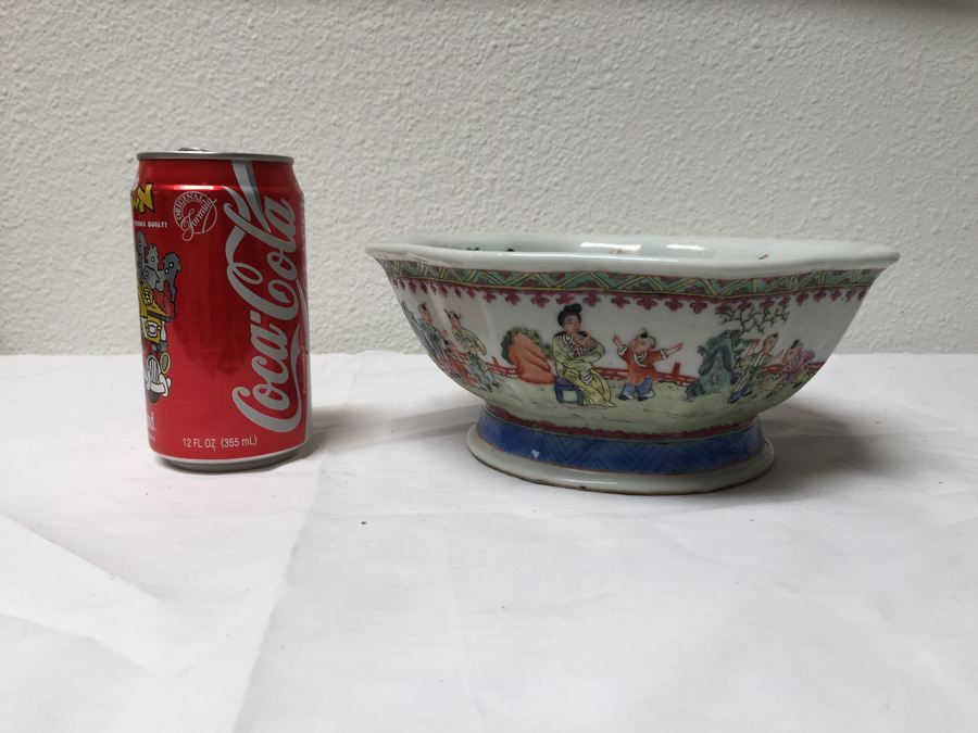Vintage Chinese Hand Painted Bowl [Photo 1]