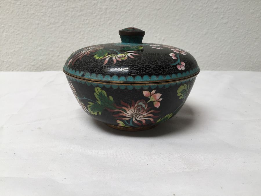Vintage Round Lidded Chinese Cloisonne Box [Photo 5]