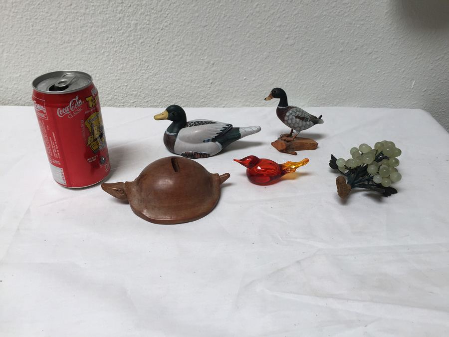 Six Piece Decorative Lot [Photo 1]