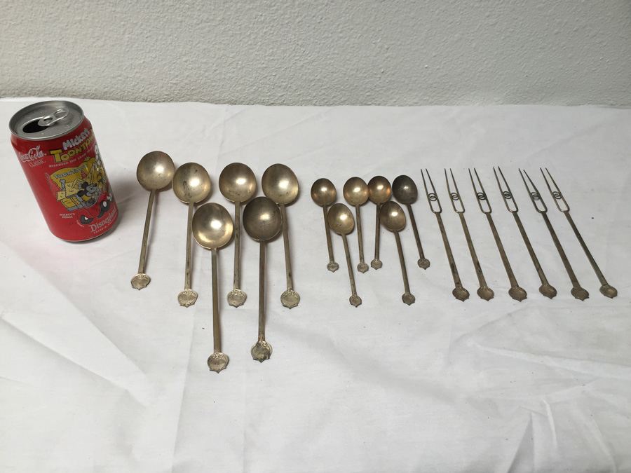 Assortment Of Flatware [Photo 1]