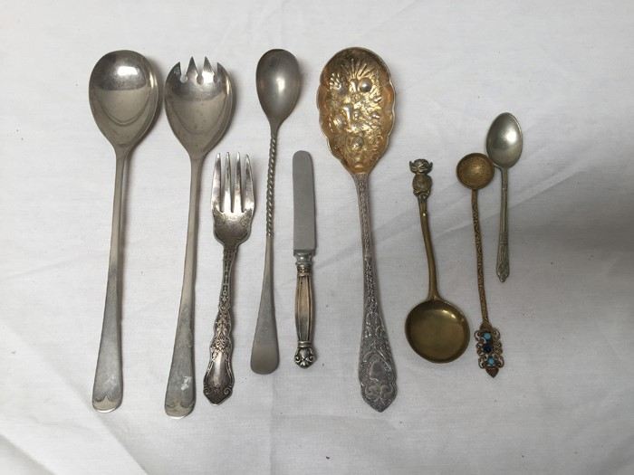 Serving Accessories And Flatware Lot [Photo 1]