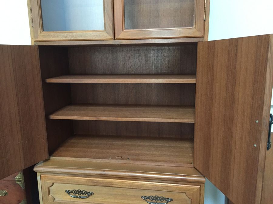 Vintage Taiwanese‎ Cabinet [Photo 4]