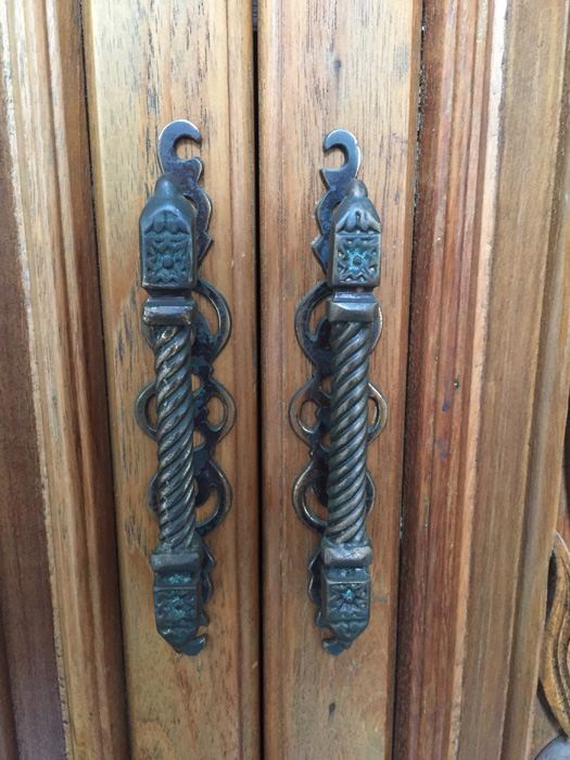 Vintage Taiwanese‎ Cabinet [Photo 3]