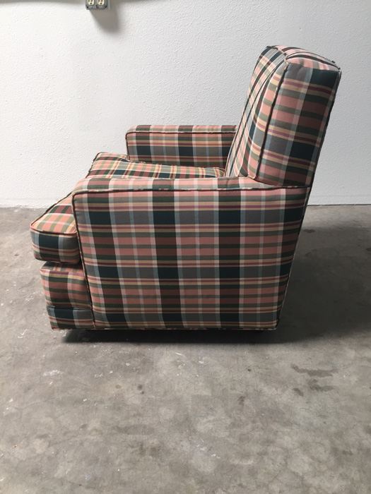Plaid Arm Chair [Photo 3]