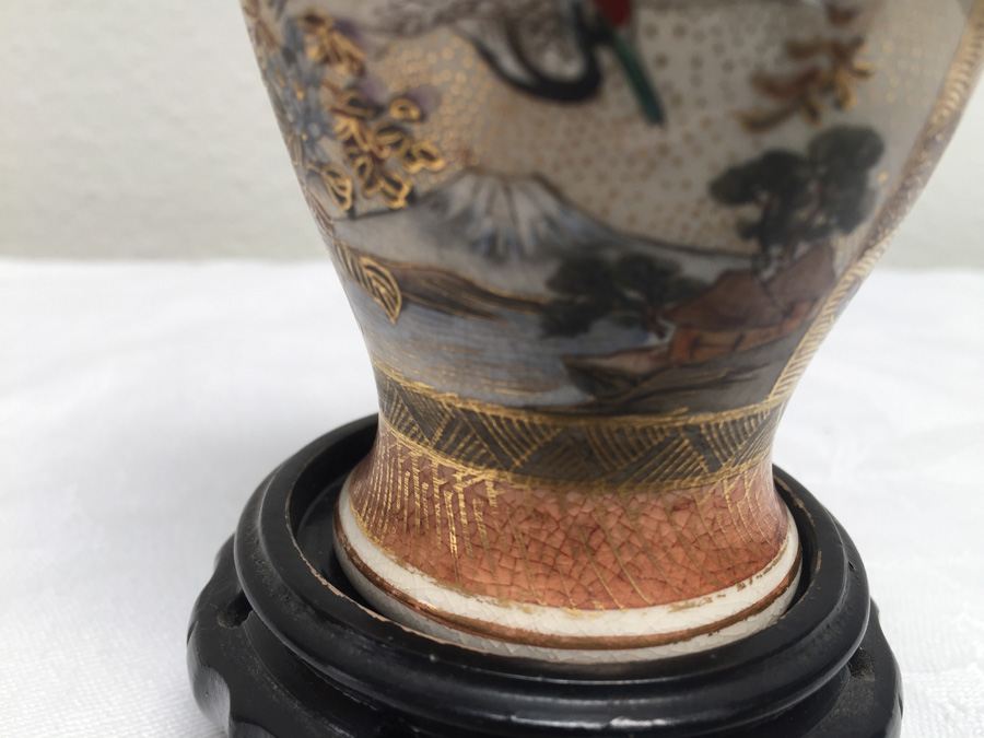 Beautifully Hand Painted Vintage Asian Vase With Dragon Serpent - Note Repaired Damage At Top [Photo 8]